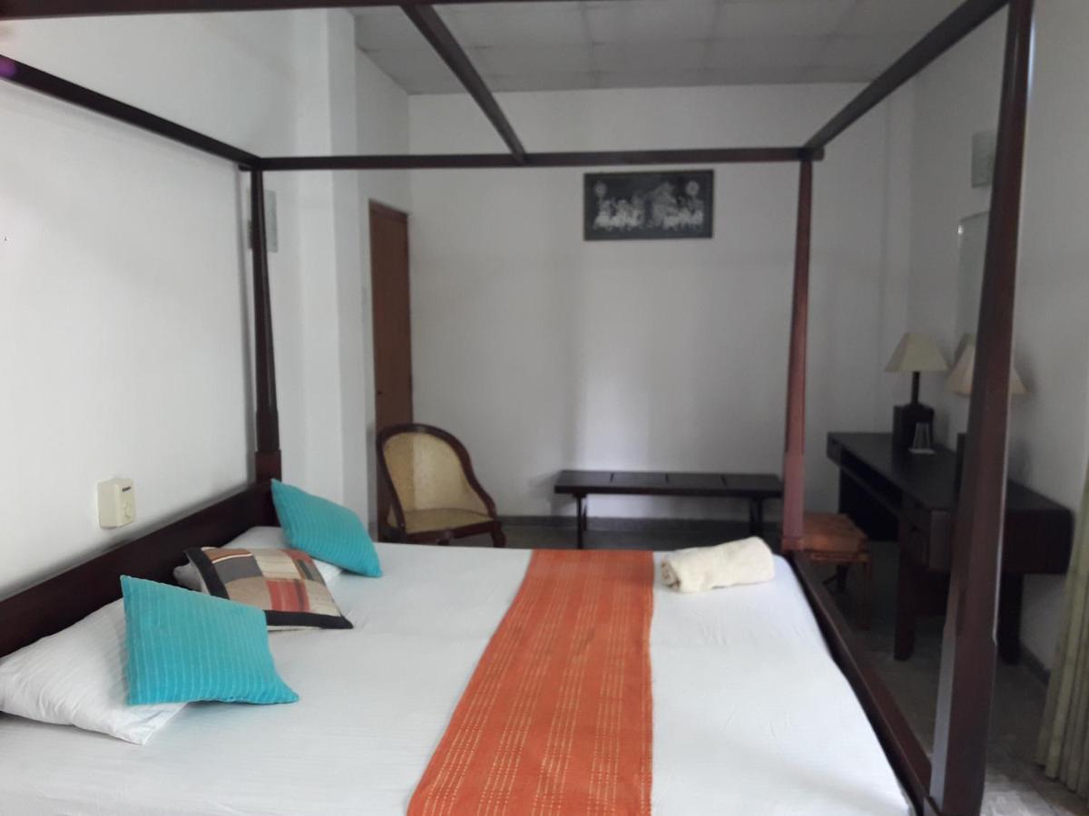 Apartament Sea Front Hikkaduwa Zewnętrze zdjęcie