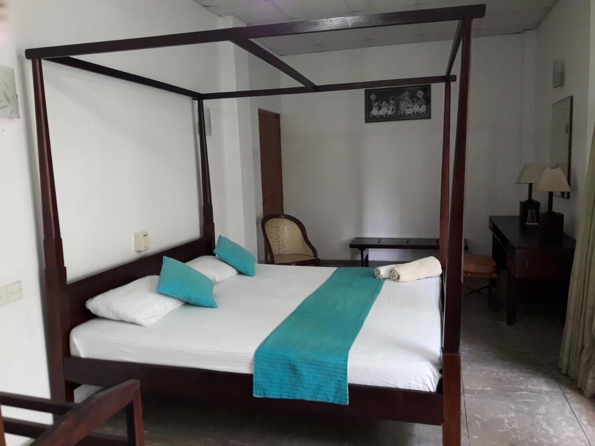 Apartament Sea Front Hikkaduwa Zewnętrze zdjęcie