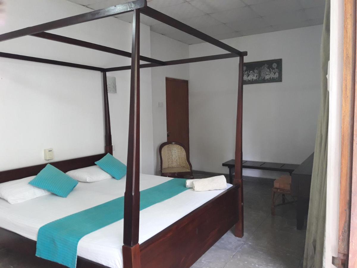 Apartament Sea Front Hikkaduwa Zewnętrze zdjęcie